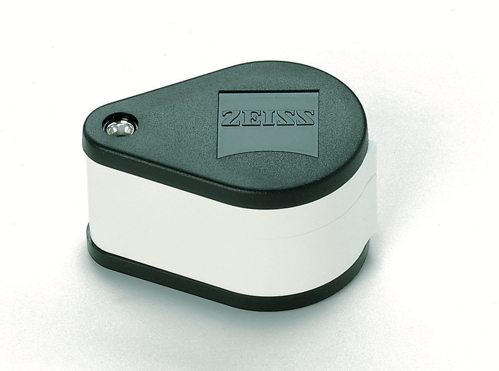 Double folding magnifier D36 (D 12 + 24, 9X) by ZEISS – VisiAid